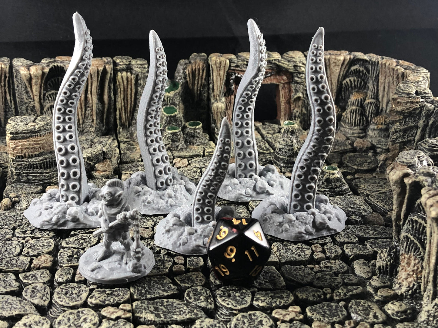 Spine-Chilling Tentacle Beasts | Set of 5 - 28mm Perfect for D&D Adventures!