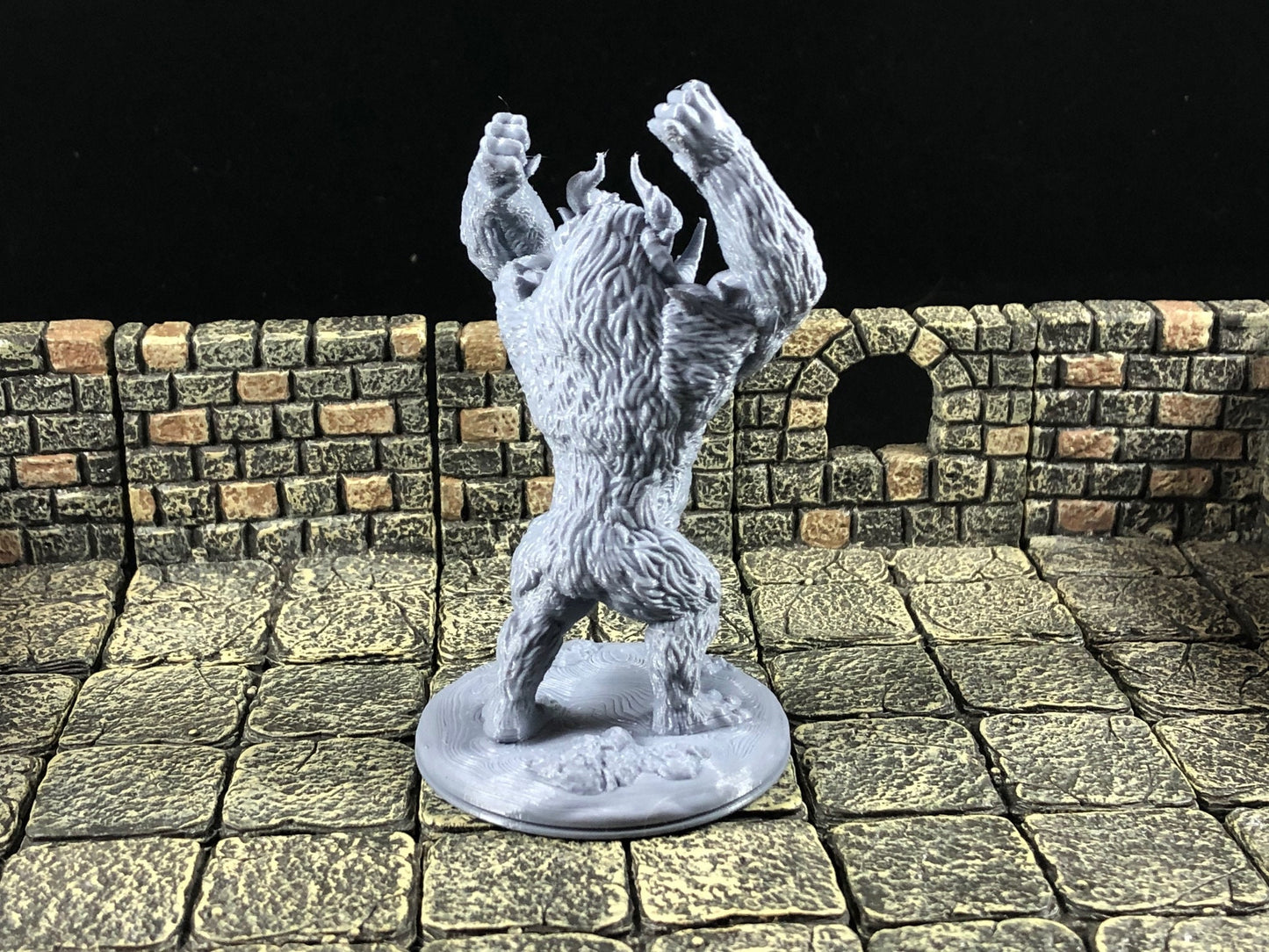 Yeti - 28mm D&D Miniature