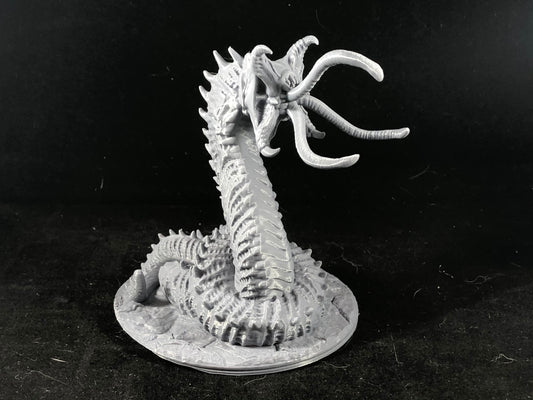 Massive Larvae Miniature - 28mm Scale RPG Monster