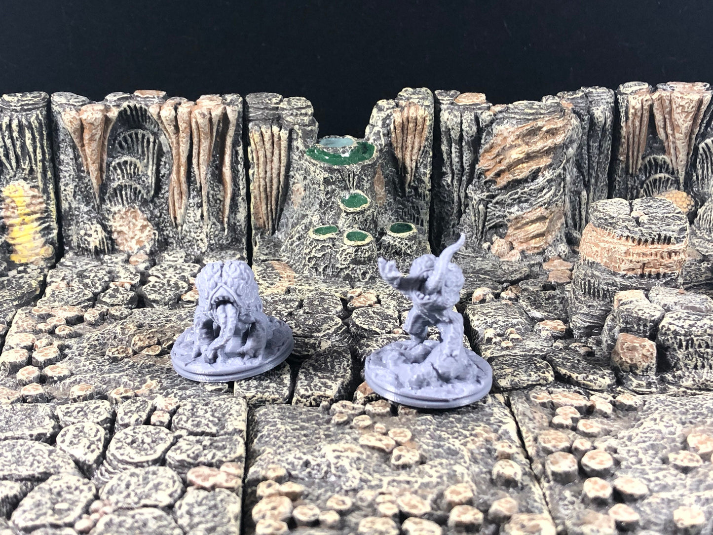 Brain Dogs - 28mm D&D Miniature