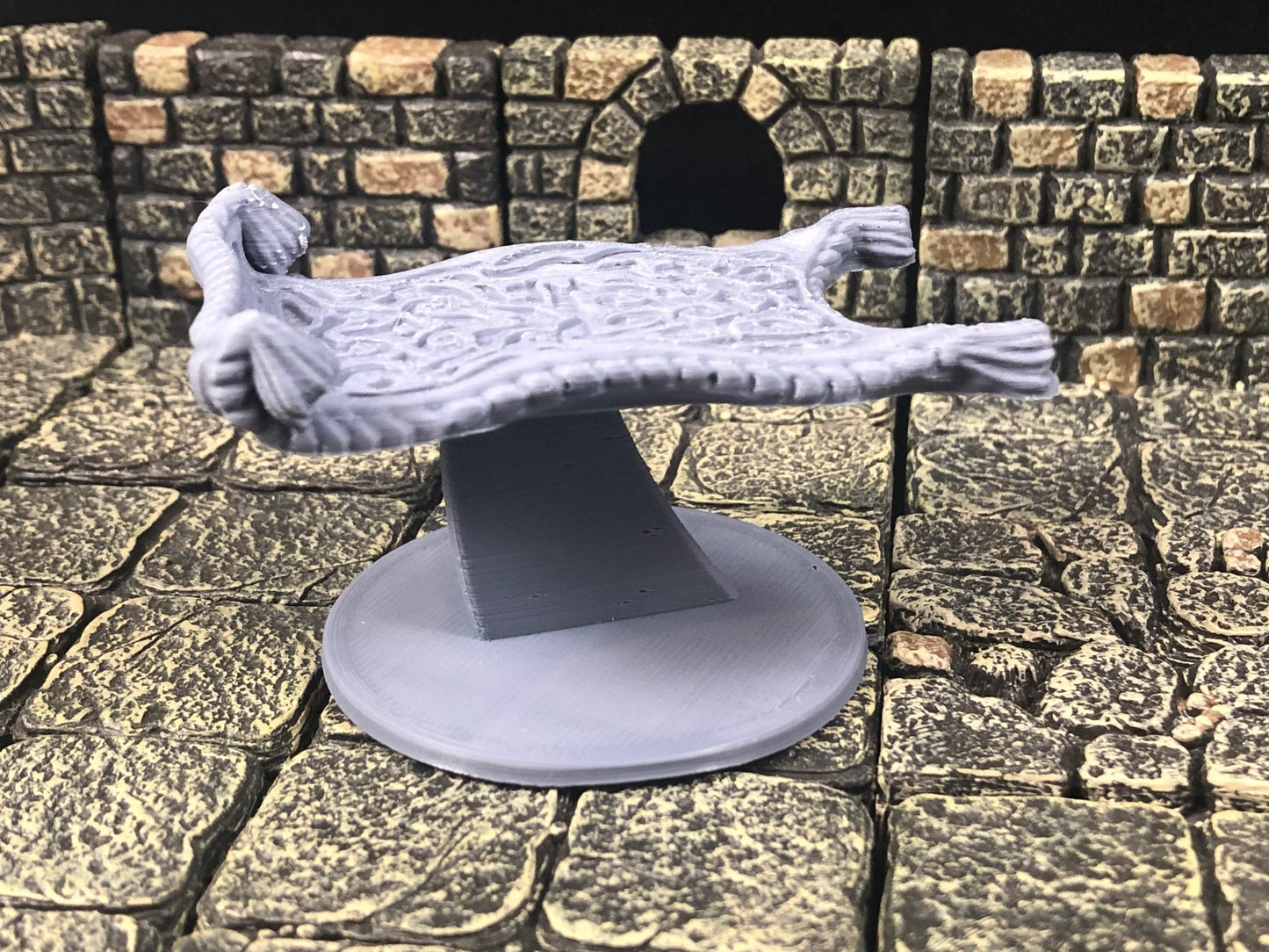 Magic Flying Carpet - 28 mm D&D Miniature