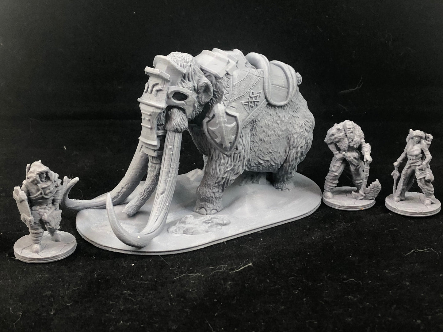 Mammoth - 28mm D&D Miniature