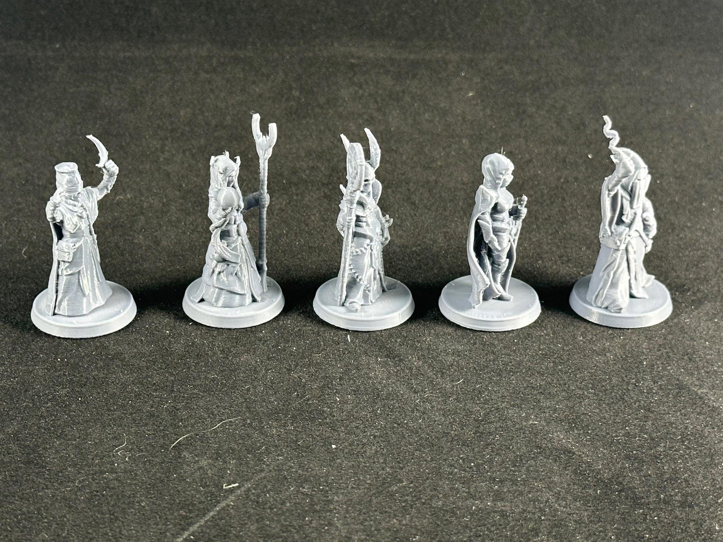 Cultist Miniatures | Set of 5 - 28mm Scale for Dungeons & Dragons, Pathfinder, and Tabletop RPGs, Hooded Cultists, Demon Cult